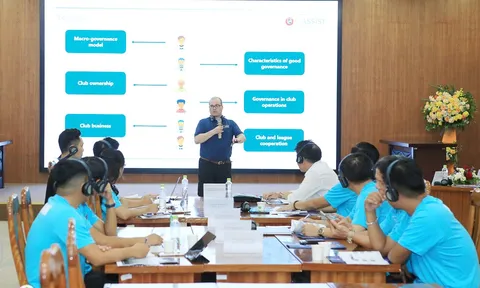 Bế mạc Hội thảo Phát triển các giải Bóng đá chuyên nghiệp