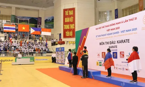 Karate Việt Nam giành 2 huy chương vàng trong ngày thi đấu đầu tiên