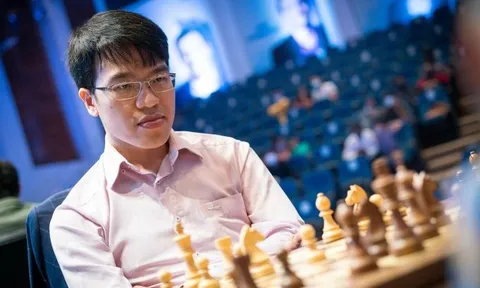 Quang Liêm chiếm ưu thế trước Prague Masters
