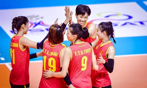 Thanh Thúy và Nguyễn Thị Trinh góp mặt trong đội hình tiêu biểu giải Bóng chuyền ASEAN Grand Prix 2022