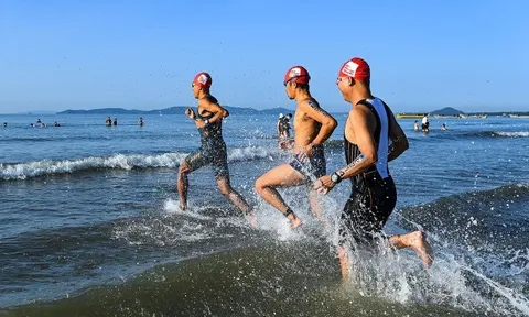Aquaman Vietnam 2022 ra mắt áo Finisher