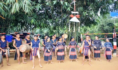 Ngày hội Trình diễn cây Nêu và giao lưu văn hóa, thể thao và du lịch các dân tộc Việt Nam lần thứ II năm 2023