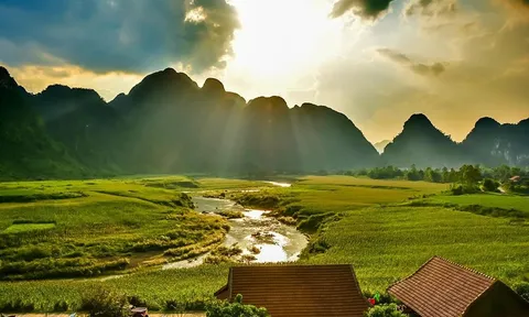 Tân Hóa - Quảng Bình nhận Giải thưởng Làng Du lịch tốt nhất thế giới năm 2023