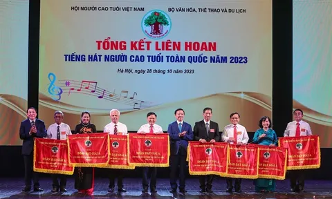 Bế mạc và trao giải Liên hoan Tiếng hát Người cao tuổi toàn quốc năm 2023