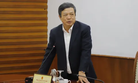 Trao quyết định nghỉ hưu cho Thứ trưởng Bộ Văn hóa, Thể thao và Du lịch Đoàn Văn Việt 