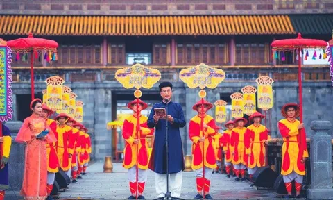 Công bố Festival Huế 2024 “Di sản Văn hóa với hội nhập và phát triển”
