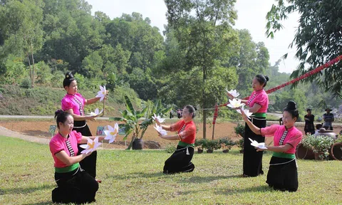 “Mùa hè - Trải nghiệm và khám phá” tại Làng Văn hóa - Du lịch các dân tộc Việt Nam