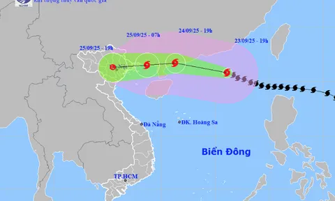 Thủ tướng chỉ đạo tập trung triển khai công tác ứng phó bão số 9 (siêu bão Ragasa)