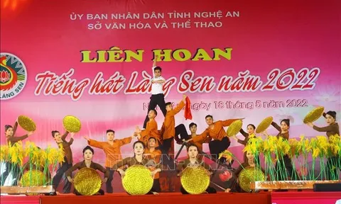 Khai mạc Liên hoan Tiếng hát Làng Sen năm 2022