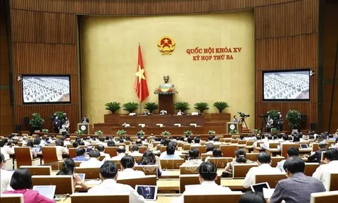 Kỳ họp thứ ba - Khóa XV: Thông qua Luật Thi đua, khen thưởng (sửa đổi)