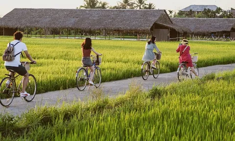 Phát triển du lịch nông thôn gắn với phát huy tiềm năng, lợi thế về nông nghiệp, làng nghề