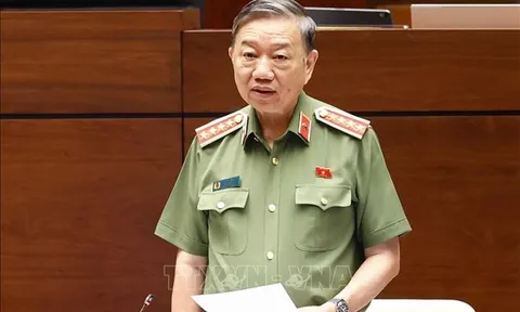 Phiên họp thứ 14, Ủy ban Thường vụ Quốc hội: Bộ trưởng Tô Lâm làm rõ hơn về hộ chiếu mẫu mới