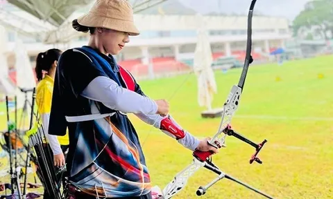 Cung thủ xinh đẹp Thanh Nhi giành tấm huy chương vàng duy nhất cho đội Thừa Thiên Huế