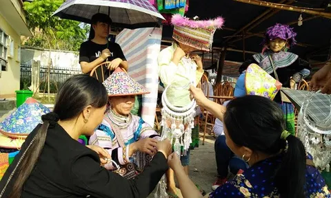 Yên Bái: Phát triển sản phẩm lưu niệm gắn với quảng bá du lịch