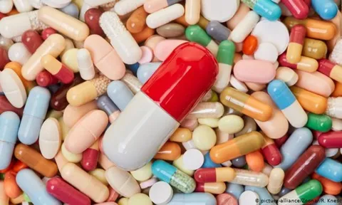 Công điện của Thủ tướng về bảo đảm thuốc, trang thiết bị y tế phục vụ khám chữa bệnh