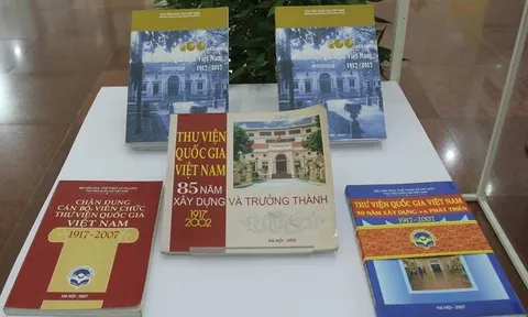 Trưng bày tư liệu "Thư viện Quốc gia Việt Nam - Tiếp nối truyền thống, vững bước tương lai"