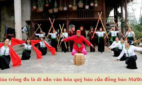 Xuân về đất Tổ xem múa trống đu