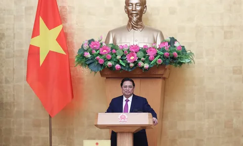Thủ tướng yêu cầu khẩn trương xây dựng Nghị định quy định mức lương cơ sở