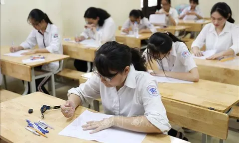 Học sinh dự tuyển lớp 10 công lập ở Hà Nội được đổi khu vực tuyển sinh