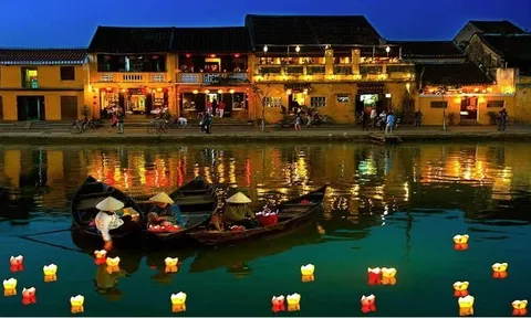 Quảng Nam: Tăng cường công tác quản lý hoạt động hướng dẫn tham quan Khu phố cổ Hội An