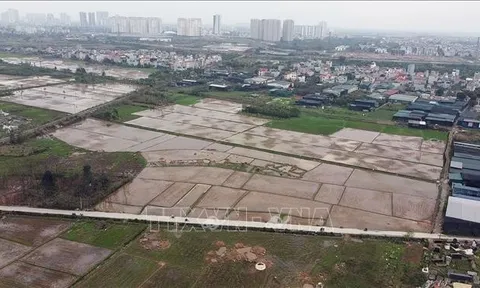 Hà Nội đẩy nhanh tiến độ các dự án đường bộ cao tốc và bất động sản