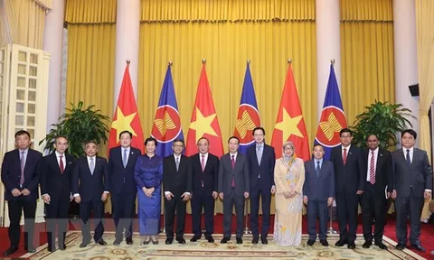 Chủ tịch nước tiếp Đại sứ các nước ASEAN