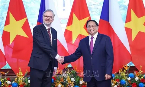 Thủ tướng Cộng hòa Séc kết thúc tốt đẹp chuyến thăm chính thức Việt Nam
