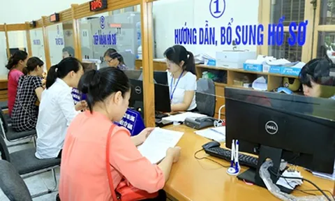 Không yêu cầu xuất trình sổ hộ khẩu giấy khi giải quyết thủ tục hành chính lĩnh vực giáo dục