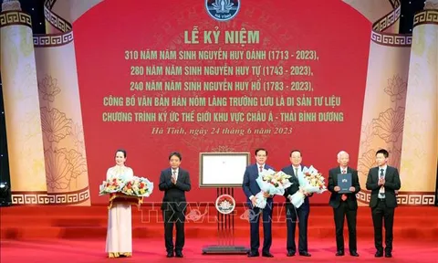 Công bố văn bản hán nôm làng Trường Lưu là Di sản tư liệu