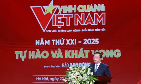 Vinh quang Việt Nam 2025: Tôn vinh huấn luyện viên Mai Đức Chung và xạ thủ Trịnh Thu Vinh