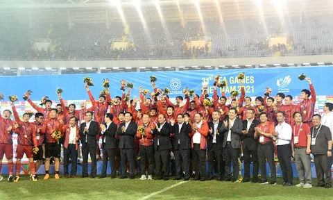 Chung kết bóng đá nam SEA Games 31: Lời chia tay ngọt ngào của huấn luyện viên Park Hang-seo