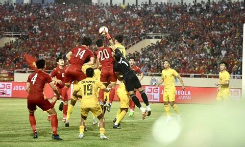 Cựu huấn luyện viên đội tuyển nữ Việt Nam Steve Darby tin tưởng U23 Việt Nam sẽ vượt qua vòng bảng