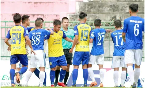 Trọng tài V.League: Con ông Mùi, cháu ông Hiền