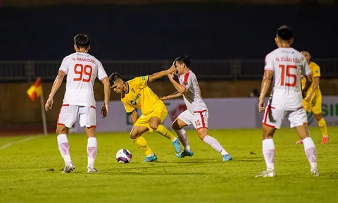 V.League 2022: Viettel "tầm ngầm mà đấm chết voi"