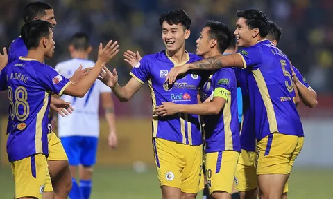 V.League 2022: Hà Nội FC tăng tốc, tứ mã nan truy
