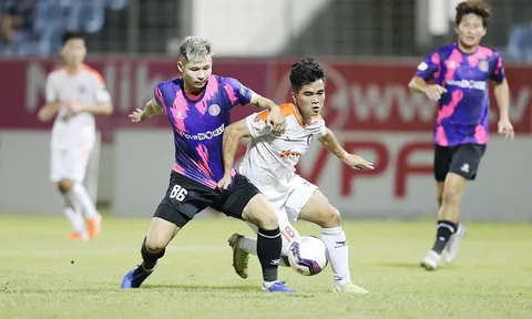 V.league mở cửa đón cầu thủ gốc Việt, sao chưa cởi trói cho cầu thủ trẻ?