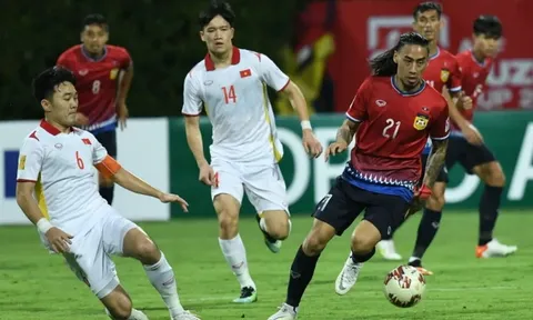 AFF Cup 2022: Huấn luyện viên Michael Weiss kêu gọi cổ động viên Lào tới sân cổ vũ cho đội nhà