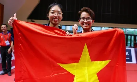 Đội tuyển cờ Ốc giành huy chương vàng đầu tiên cho đoàn Thể thao Việt Nam tại SEA Games 32