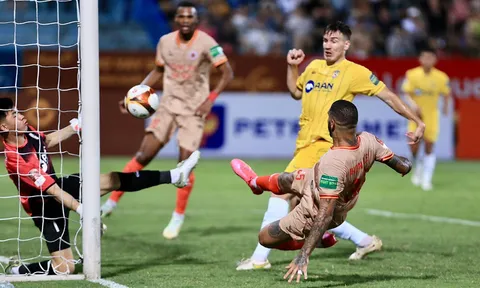 V.League 2023: Sông Lam giải hạn mắc nạn trọng tài