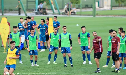 Đội tuyển Việt Nam: Tiền đạo 1 bàn và bài toán của huấn luyện viên Troussier