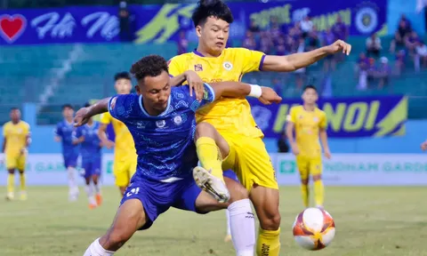 Vòng 12 V.League 2023 > Khánh Hòa 1-2 Hà Nội: Tiến gần ngôi đầu