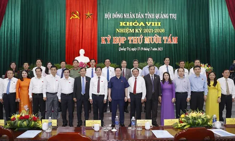 Chủ tịch Quốc hội: Quảng Trị tập trung tháo gỡ các điểm nghẽn, quan tâm phát triển văn hóa, xã hội