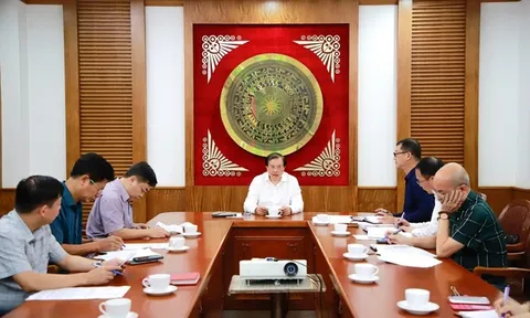 Xây dựng Quy trình thí điểm phối hợp phát hiện, kiểm soát tác động, ảnh hưởng tiêu cực đến xã hội từ các trường hợp không tuân thủ Quy tắc ứng xử của người hoạt động trong lĩnh vực nghệ thuật