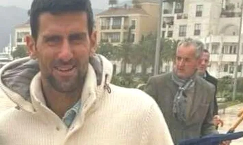 Djokovic bỏ Rogers Cup để... đi bán nhà