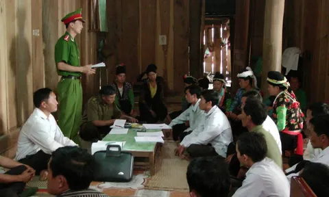 Tập huấn tuyên truyền phòng, chống ma túy cho trưởng thôn, bản, người có uy tín trong cộng đồng và đồng bào dân tộc thiểu số