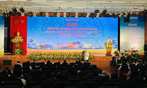 Tổng kết 15 năm thực hiện Nghị quyết 23-NQ/TW về “Tiếp tục xây dựng và phát triển văn học, nghệ thuật trong thời kỳ mới”: Nền văn học nghệ thuật Thủ đô đã có những bước chuyển mình quan trọng