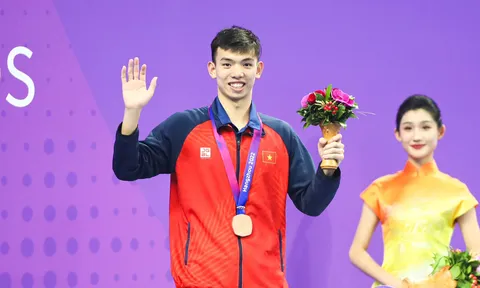 Môn Bơi ASIAD 19: Huy Hoàng đoạt huy chương đồng 800m và giành suất dự Olympic 2024