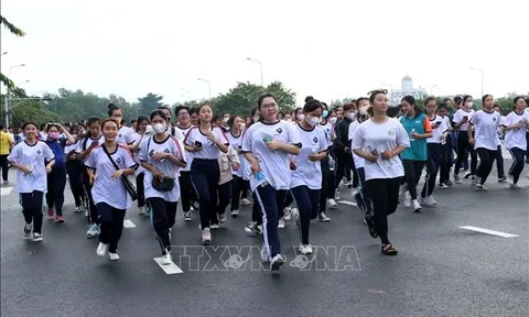 Phát động giải Chạy bộ vì cộng đồng UpRace 2023