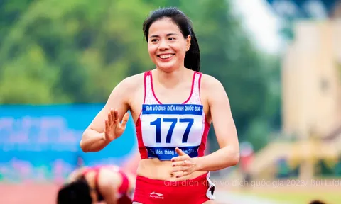 Nguyễn Thị Huyền và ân tình 15 năm với điền kinh