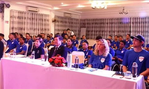 Hoa Kỳ tập huấn bơi cho huấn luyện viên và vận động viên khuyết tật Việt Nam